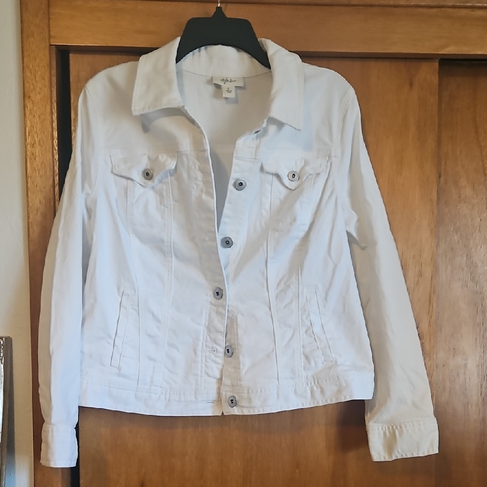 White Jean Jacket Sz Large